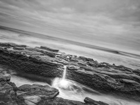 Little waterfall by the sea la jolla