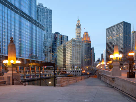 Chicago riverwalk 3