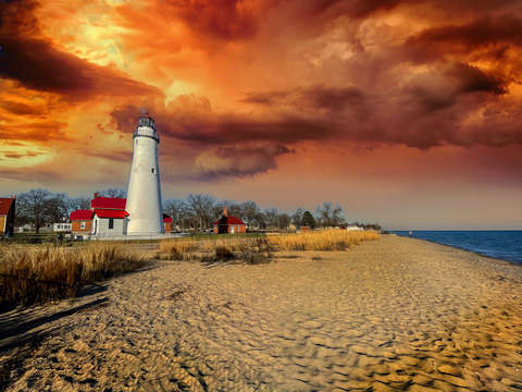 Fort gratiot lighthouse clouds img 6634