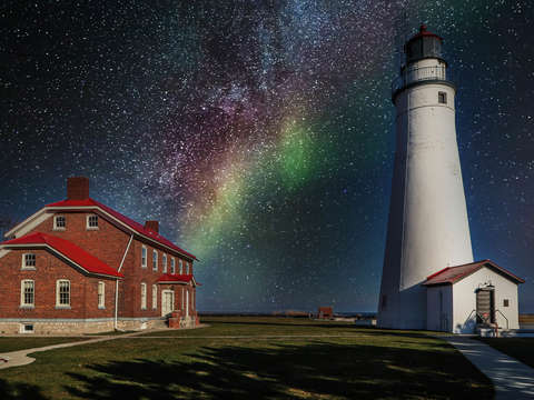 Northern Sky Lighthouse IMG_3672