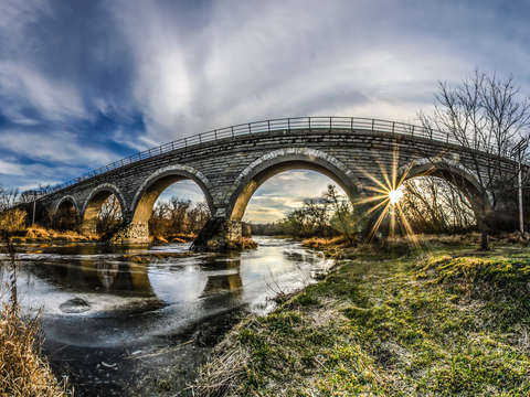 Tiffany bridge panorama