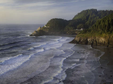 Hecata head
