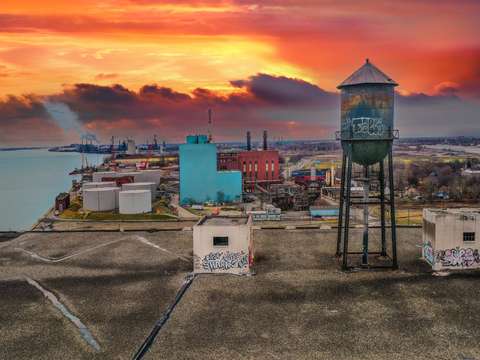 Rooftop Watertower SKY DJI_0089