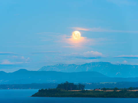 Moon rising