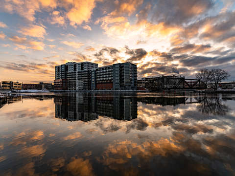 Sunset in the city 2