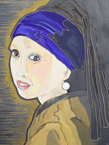 Pearl earring
