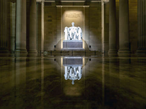 Lincoln reflect