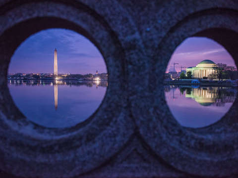 Washington monument and jefferson memorial at the
