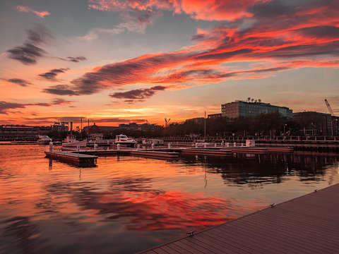 Fire by the docks