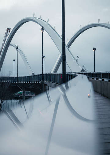 Frederick douglass memorial bridge
