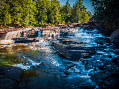 Day and night at manido falls