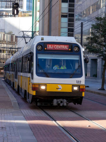 Downtown dallas dart rail 1
