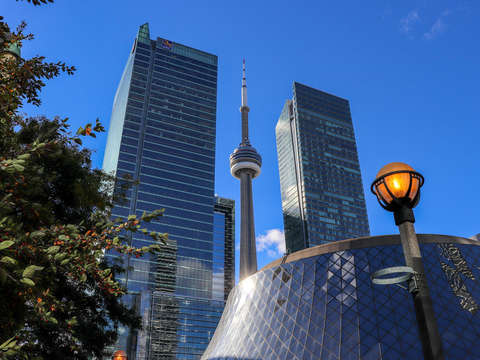 Cn tower toronto