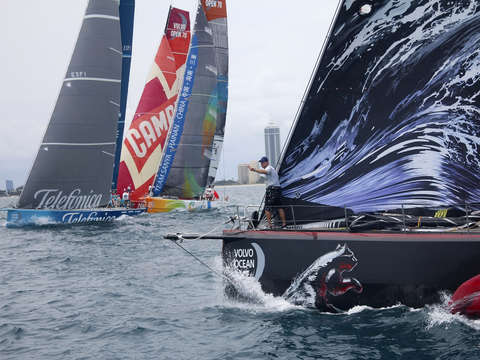 Puma ocean racing on starting line