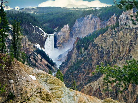 Yellowstone fall 01