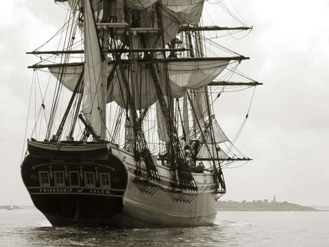 Friendship of salem sails to bakers island