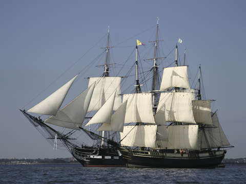 Uss constituton the friendship of salem
