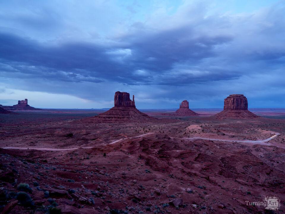 Days End At Monument Valley