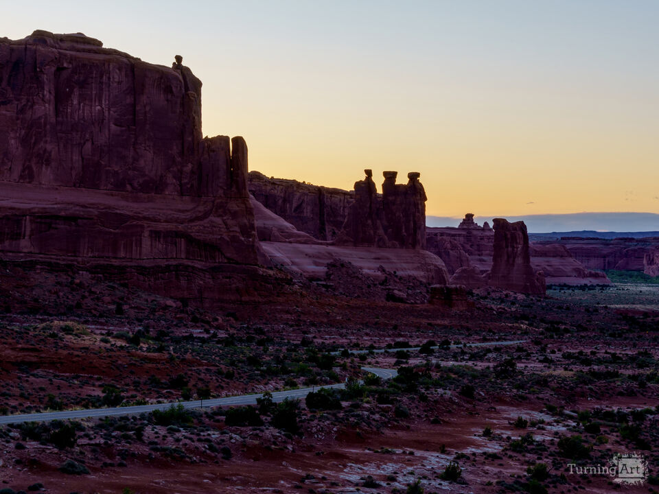 Arches Park Avenue At Dusk