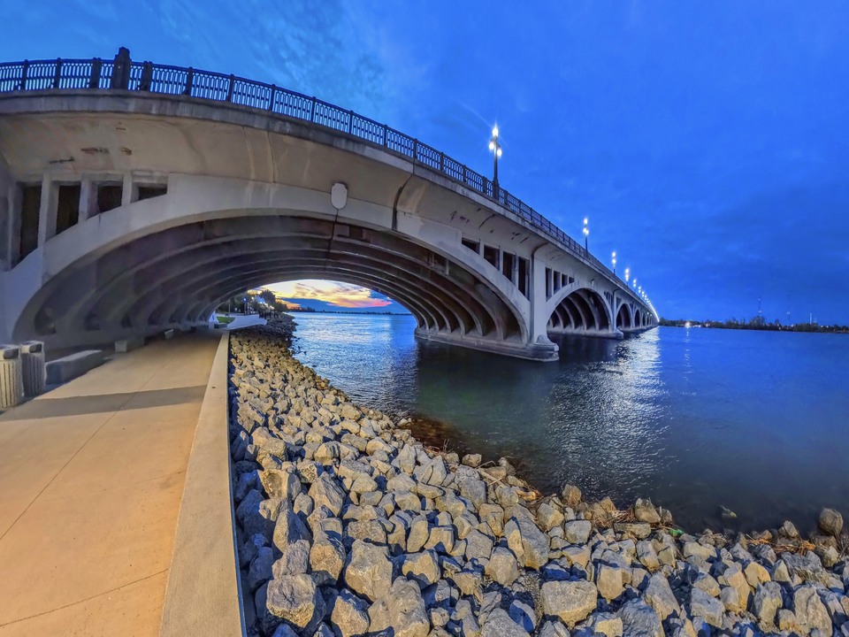   Detroit Belle Isle Bridge and Riverwalk IMG 116