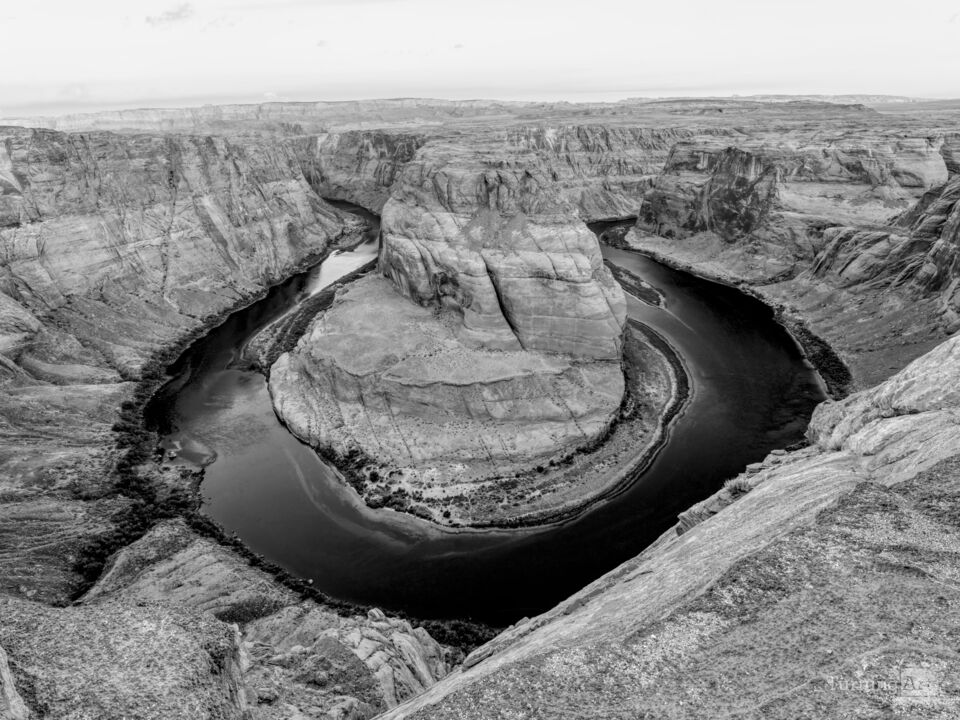 Dawn At Horseshoe Bend Grayscale