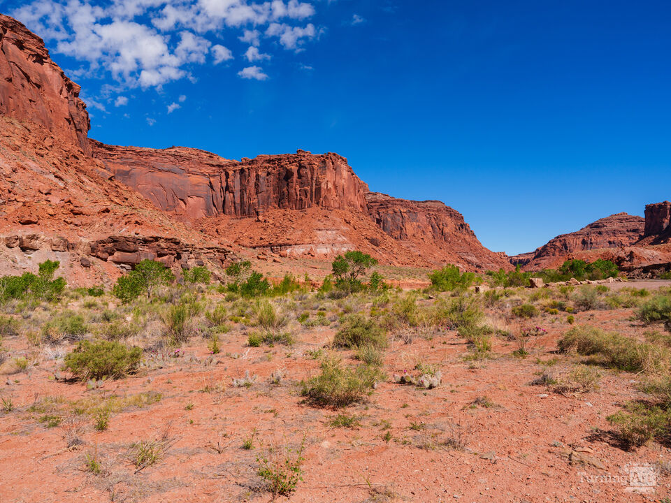 Glen Canyon Utah Mountains