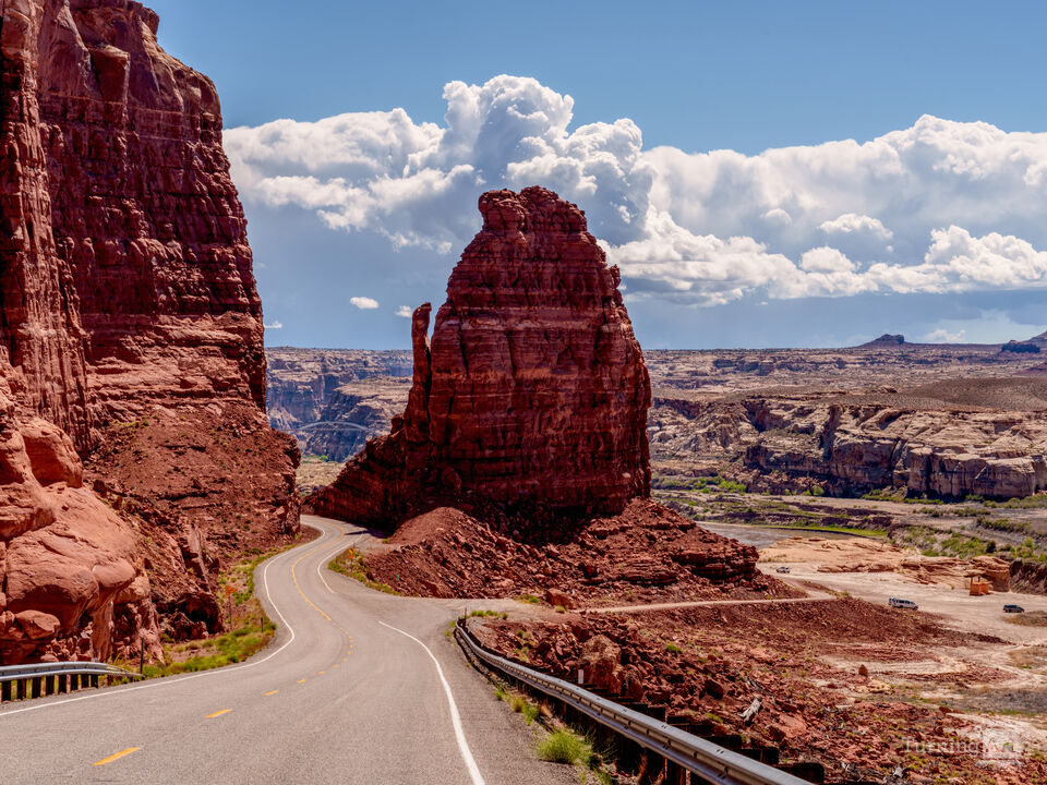 Utah Glen Canyon Highway Butte