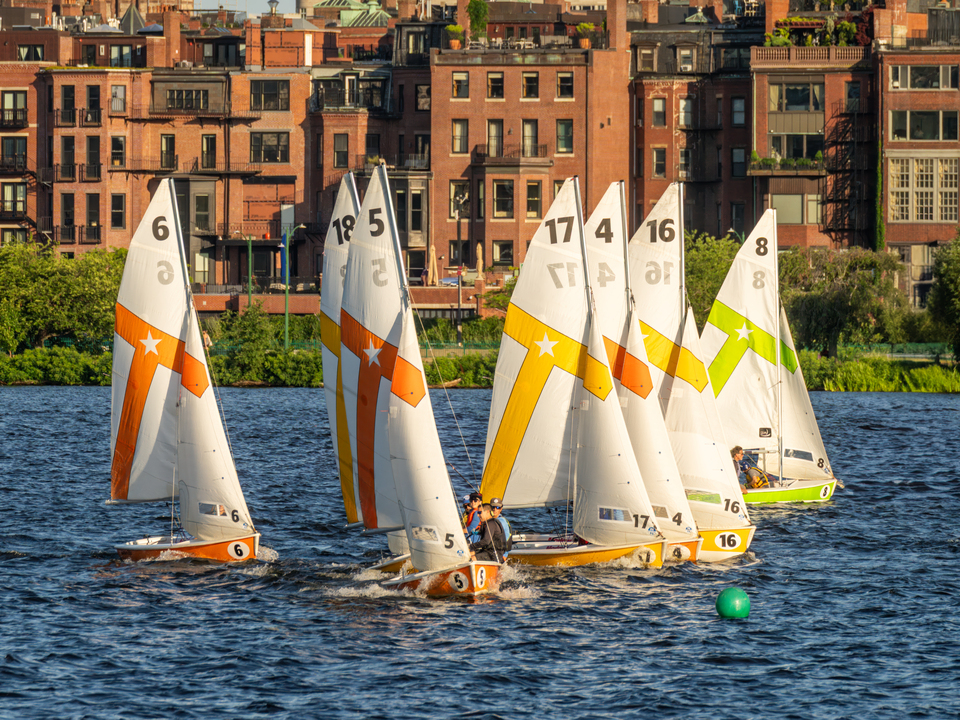 Boston Sailing No.15