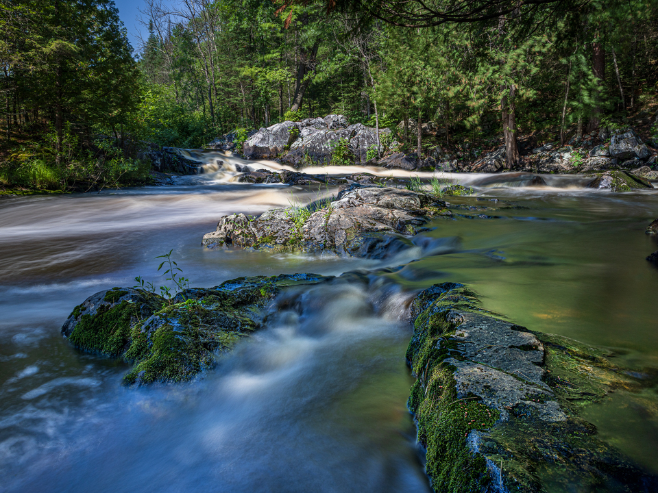 Chasing Waterfalls at Horseshoe Falls
