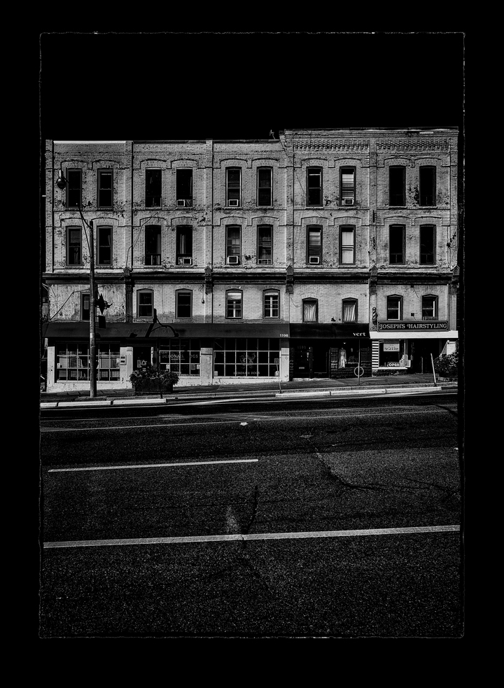 Nos 1196 - 1204 Yonge St 2 with Border