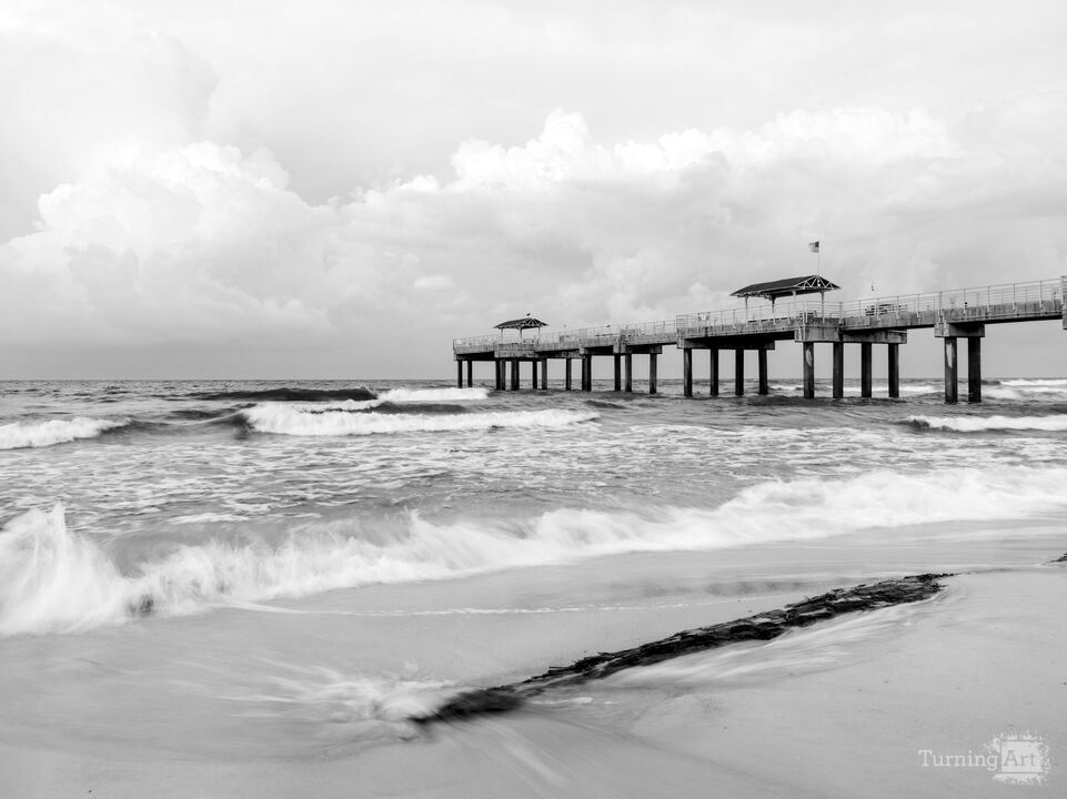 Orange Beach Gulfside Morning Grayscale