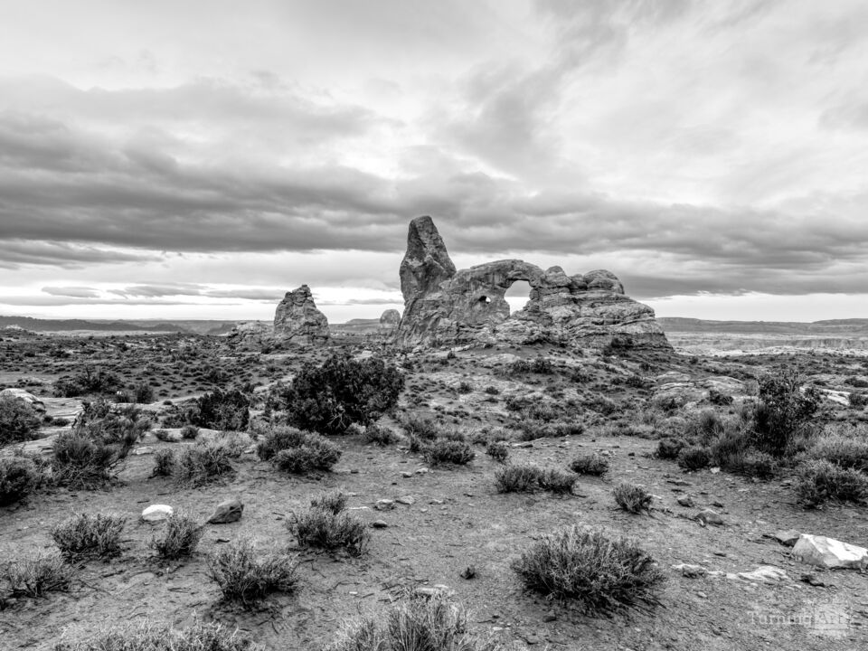 Turret Arch Whispers Of Dawn Grayscale