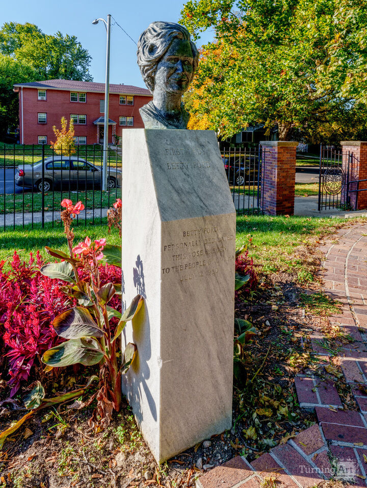 Betty Ford Bust Statue