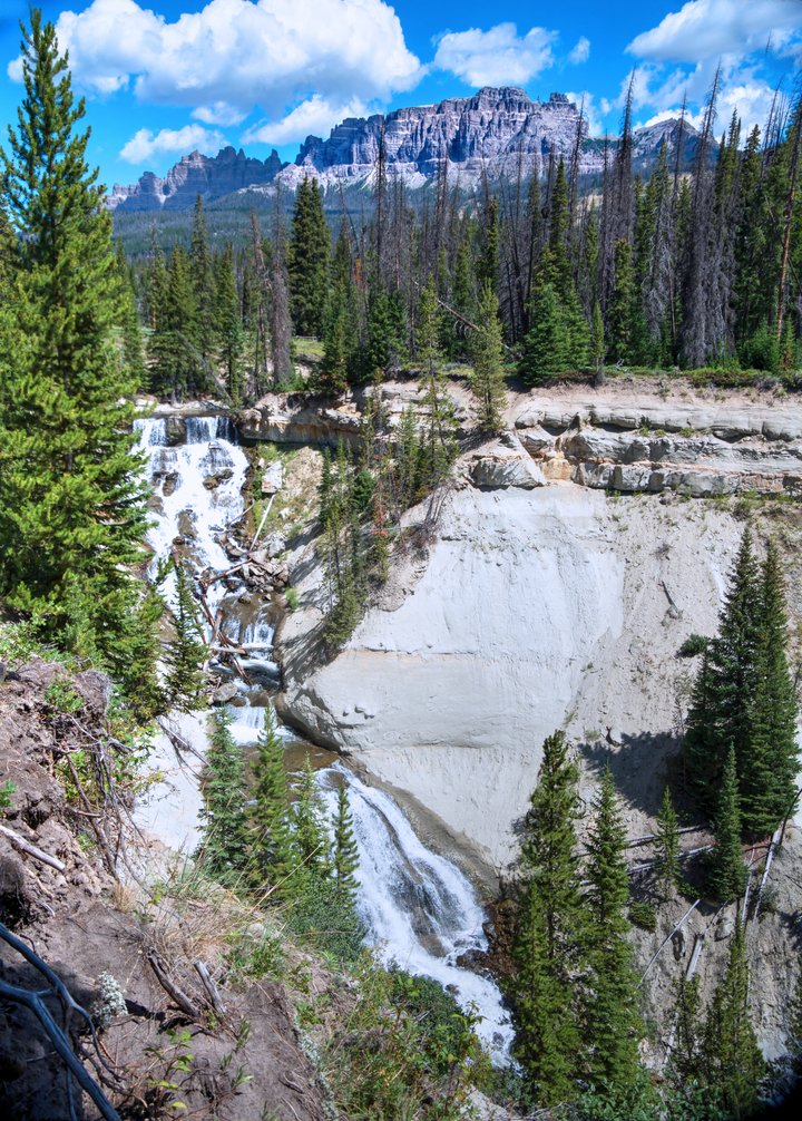 The Pinnecles Upstream