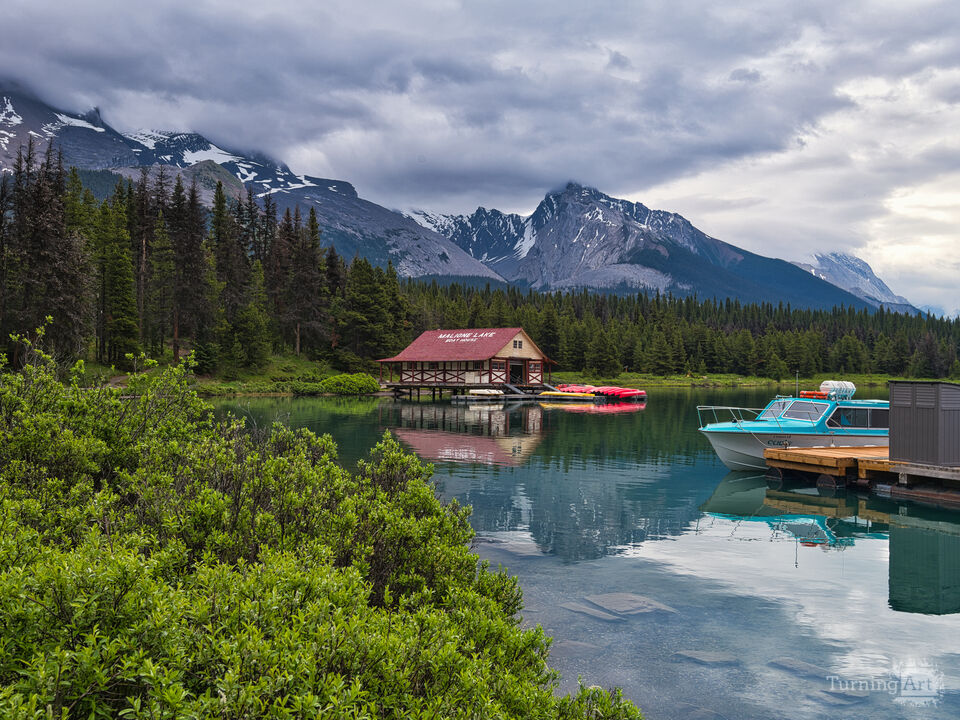 Maligne Lake Boat House
