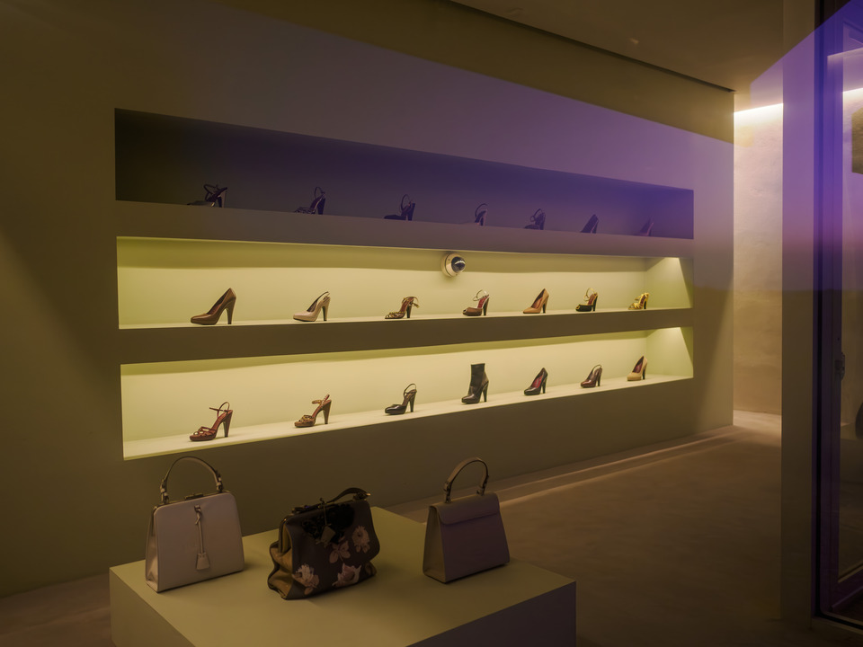 Prada, Marfa - Interior