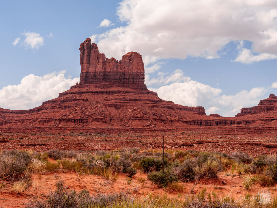 Setting Hen Butte Monument Valley