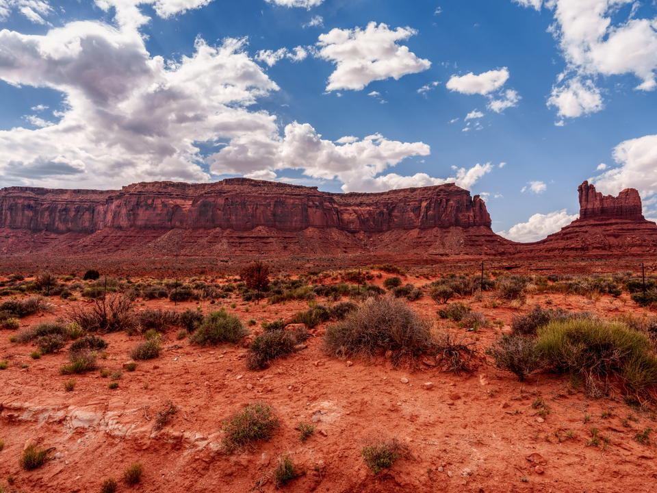 Eagle Mesa And Setting Hen Monument Valley