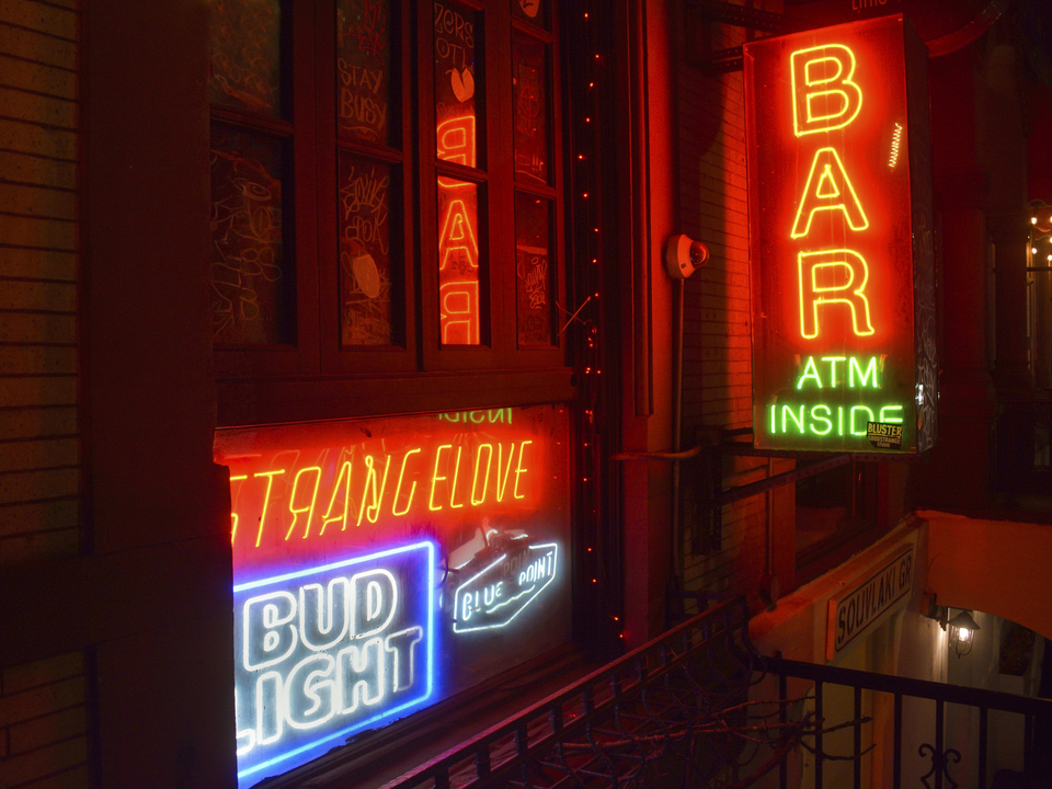 Street Life: Strangelove Bar
