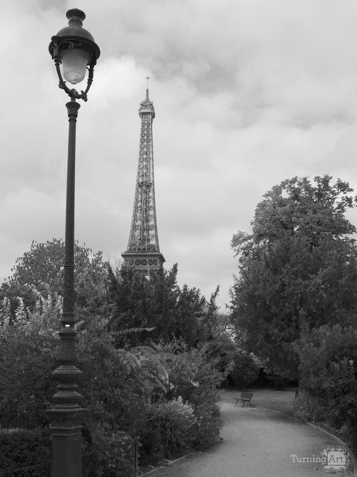 Eiffel Tower Park