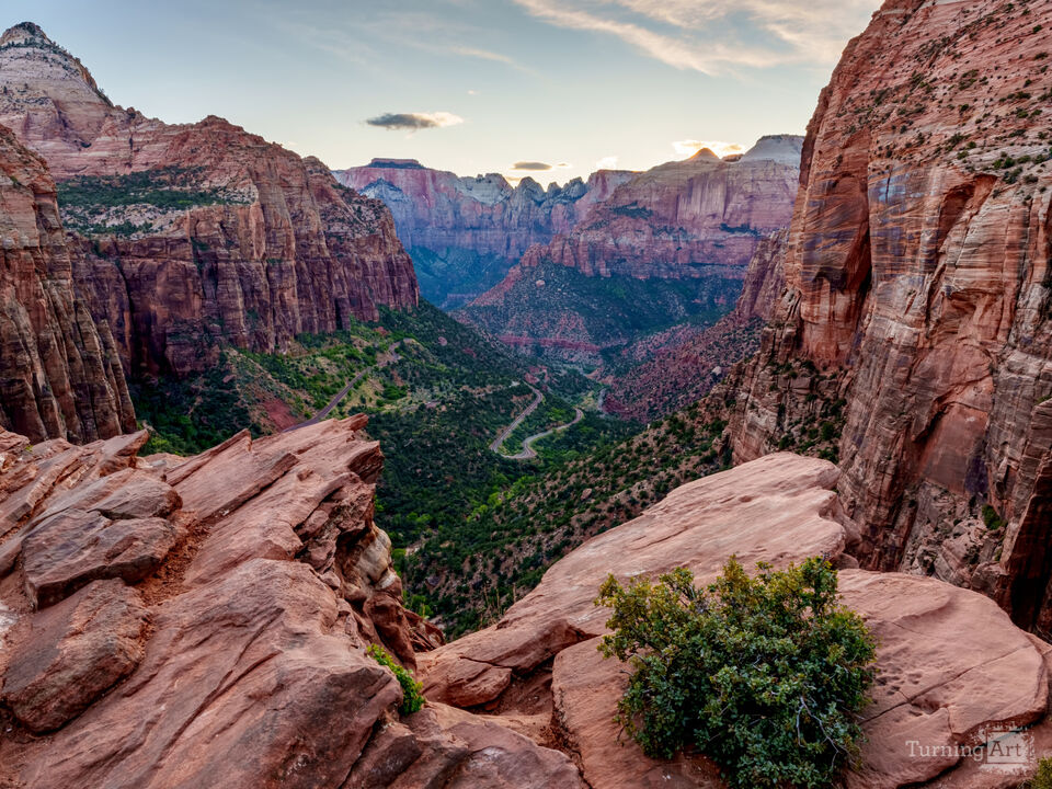 Zion Red Rock Cliffs And Canyon Roads