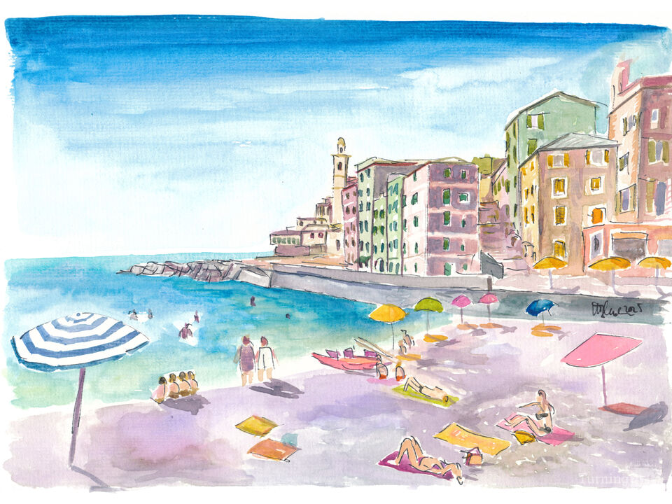 Boccadasse Beach Scene with Sunny Vibes
