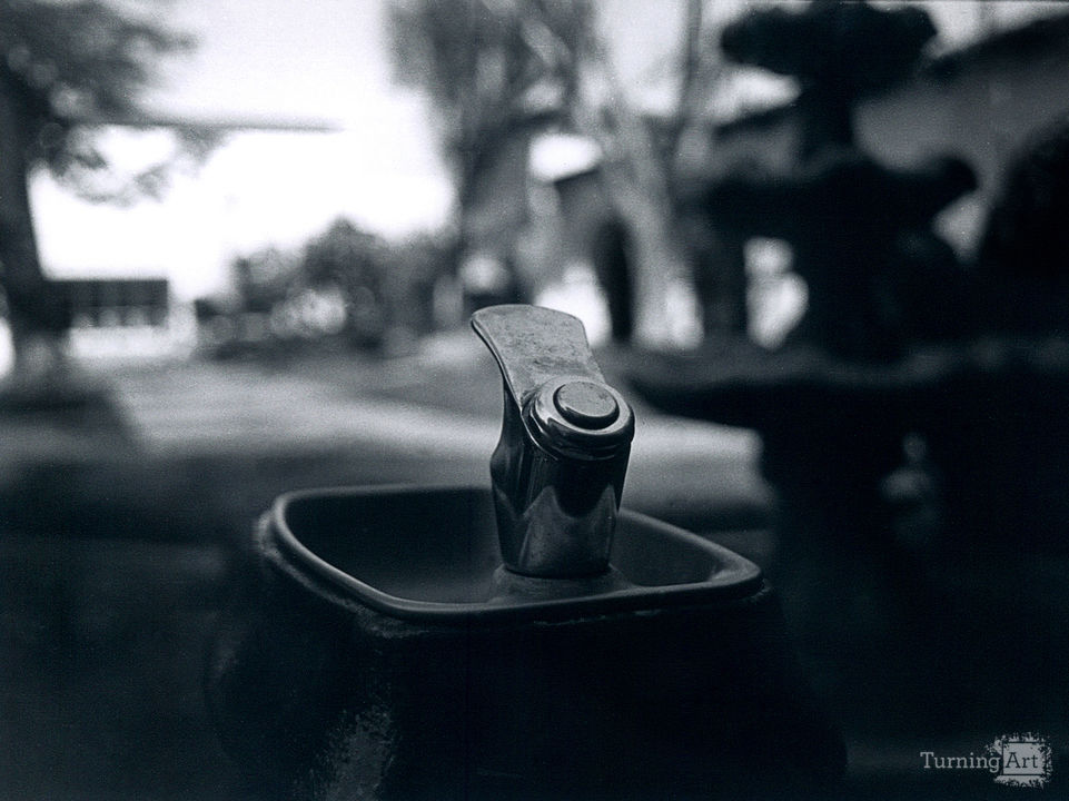 Water Fountain Black and White
