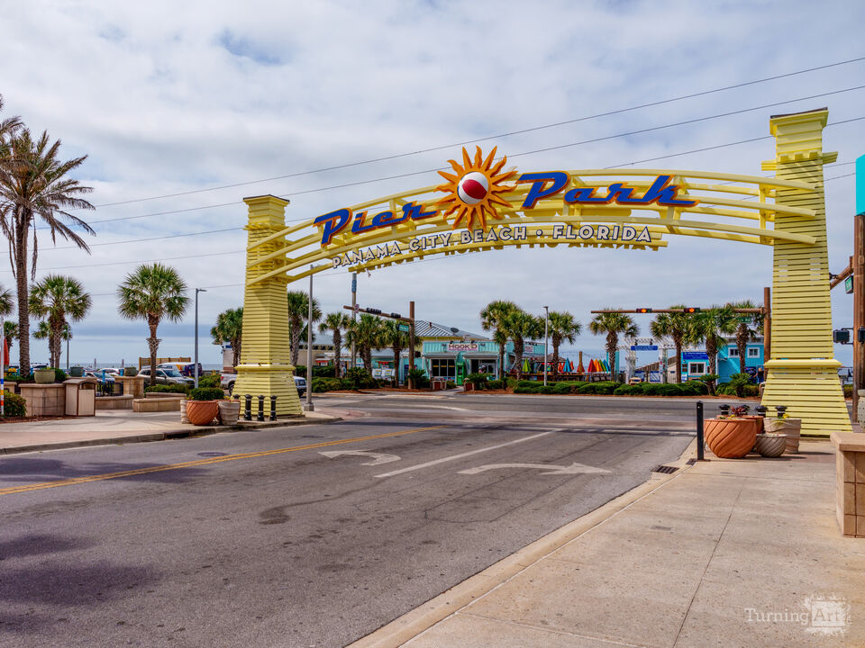 Panama Pier Park Sign Sidewalk View