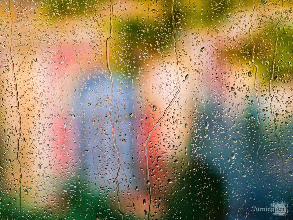 Rainy refractions in Budapest