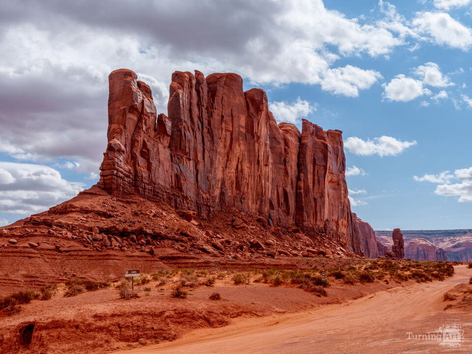 Camel Butte Monument Valley Dirt Road