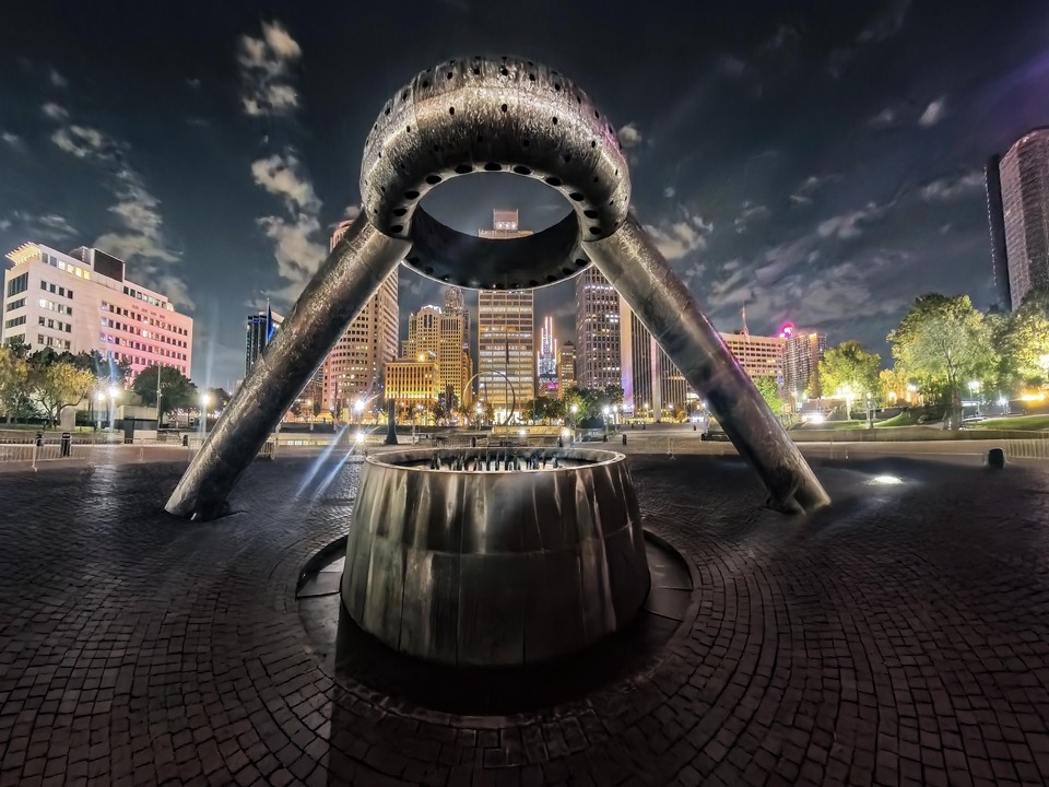 Detroit Dodge Fountain in Hart Plaza _166