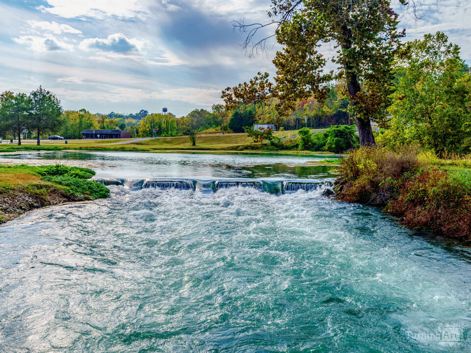 Rushing Waters Mammoth Spring