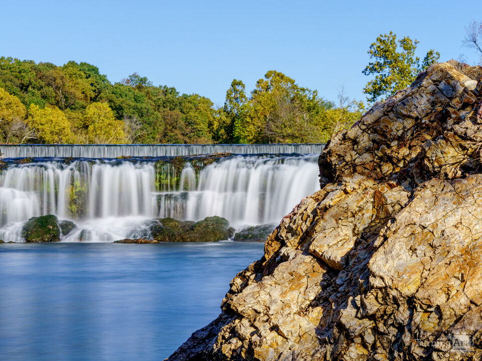 Grand Falls Chert Rock Focused