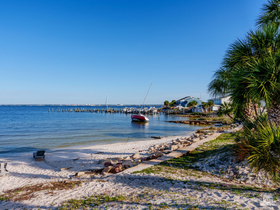 Gulf Breeze Florida Morning Shoreline